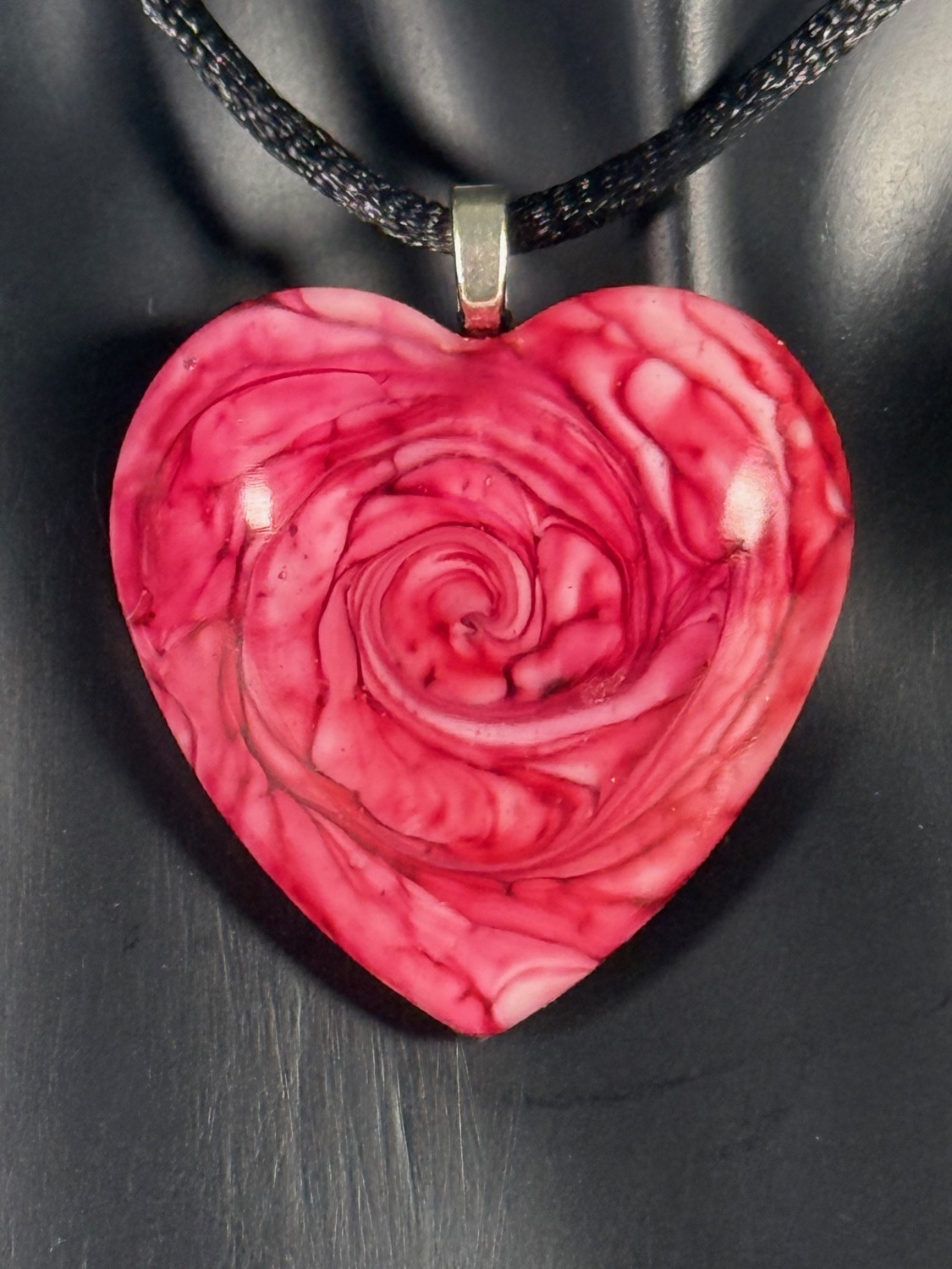 Pink rose heart pendant view 2