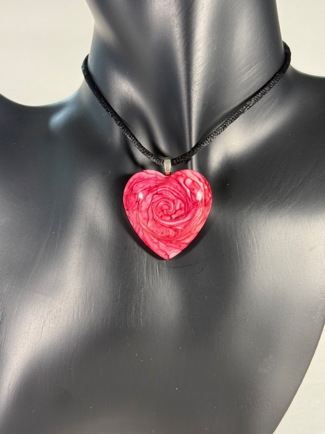 Pink rose heart pendant view 4