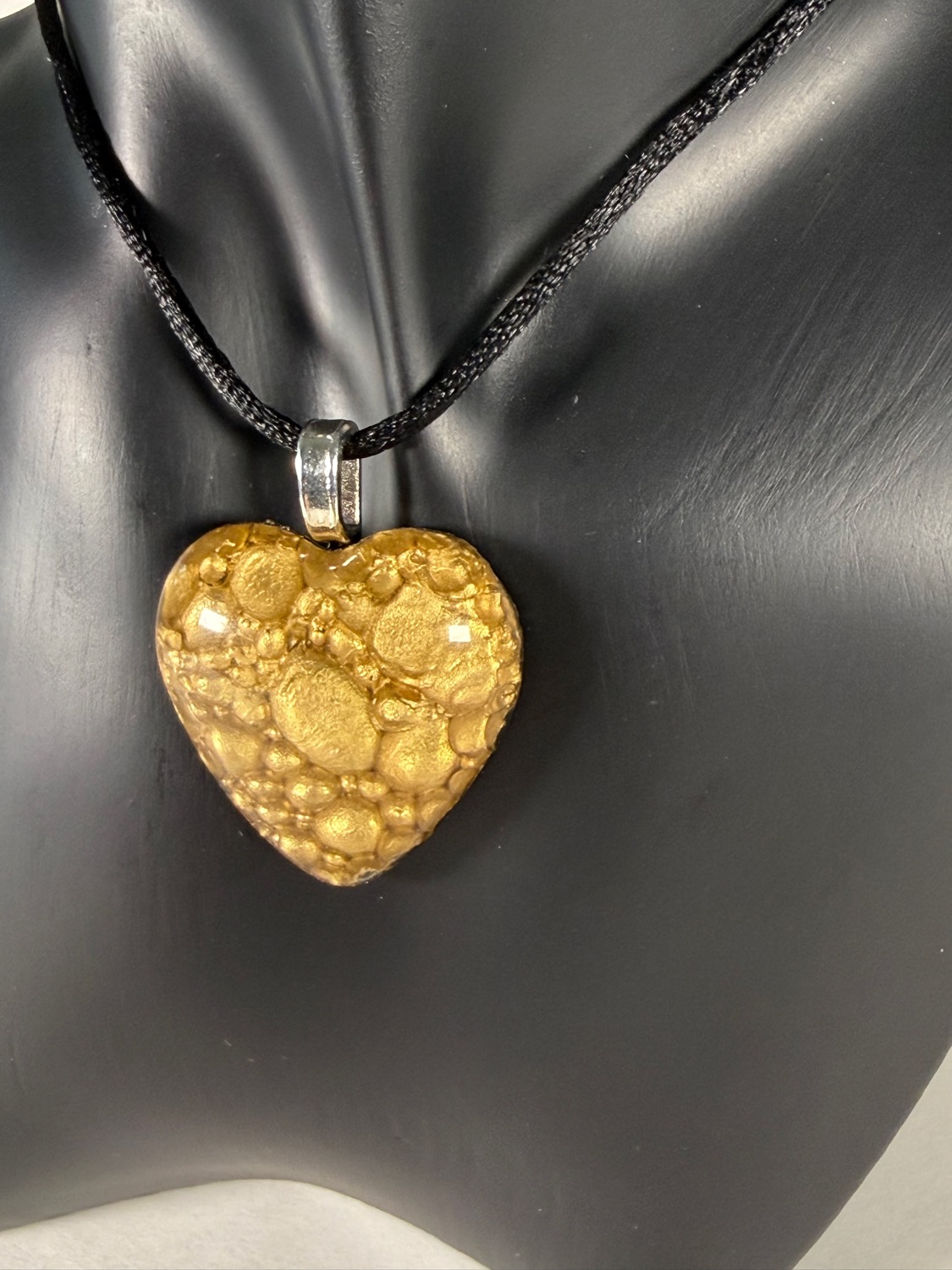 Bronze bubble heart view 3