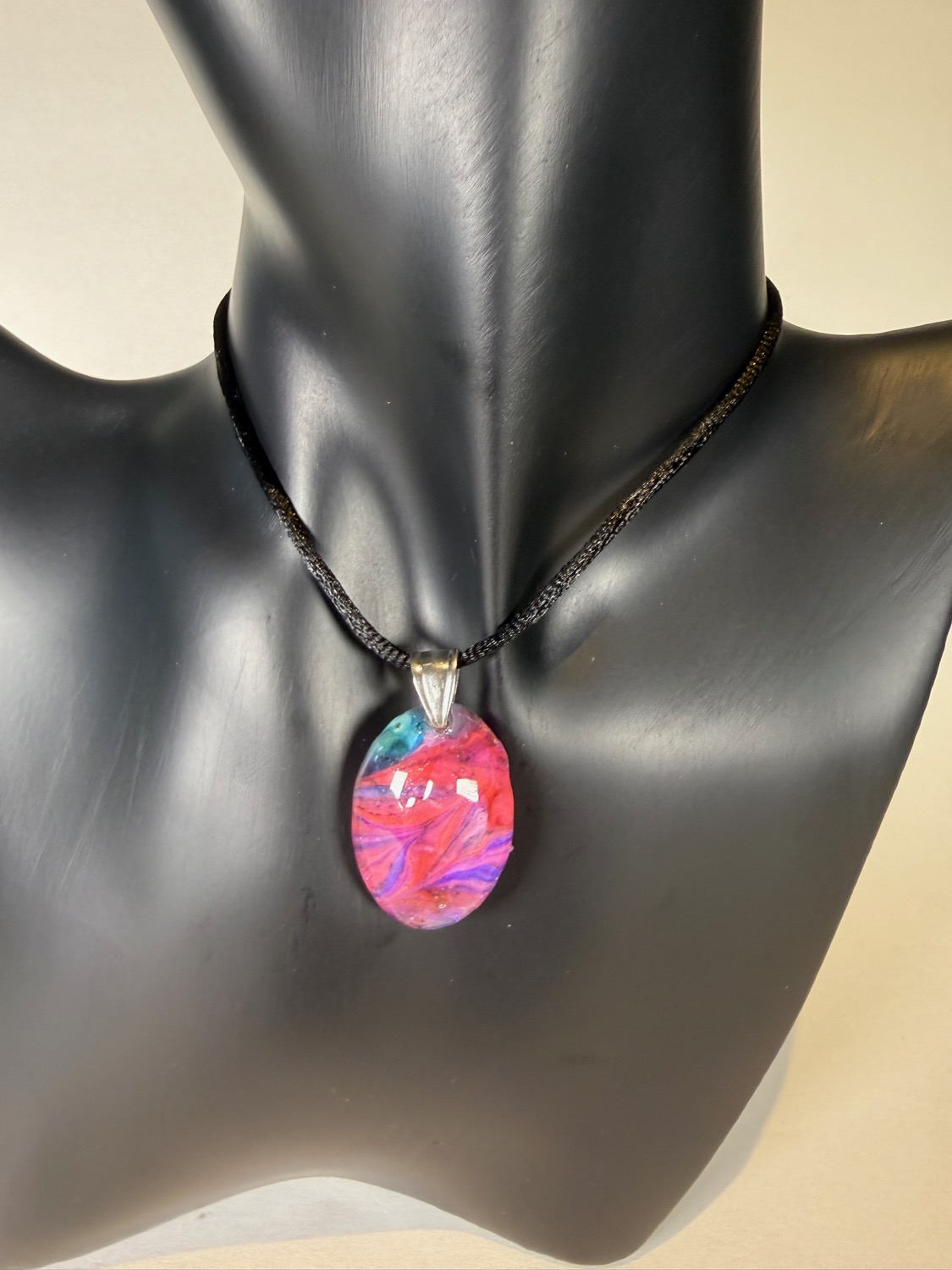 Crimson swirl oval view 2