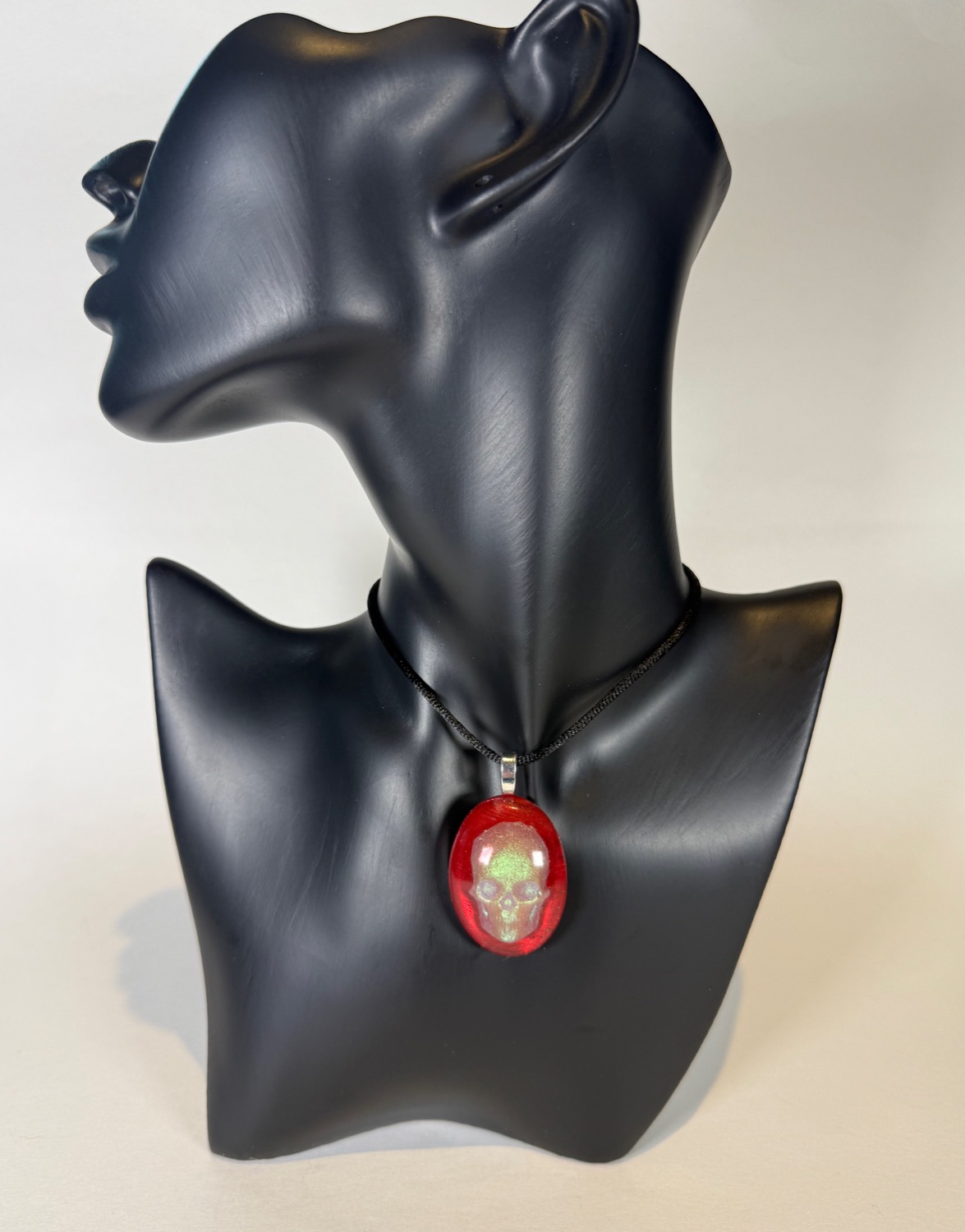 Glow skull pendant