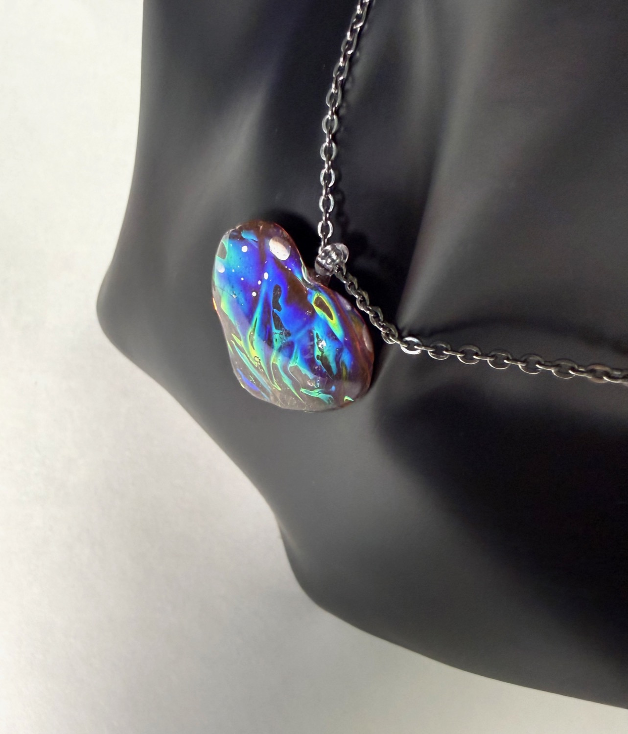 Ethereal being pendant view 3