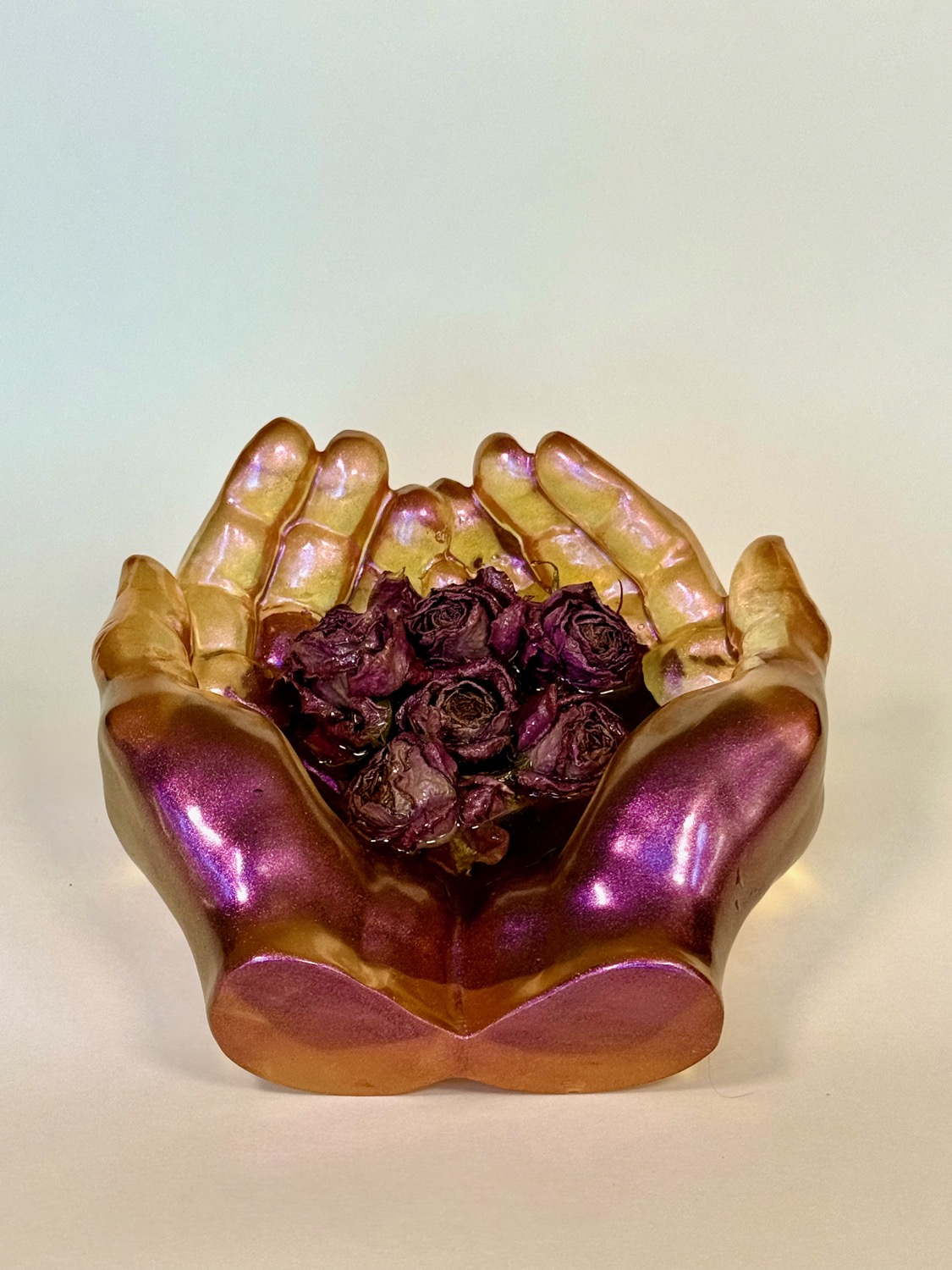Rose Garden Hands front view