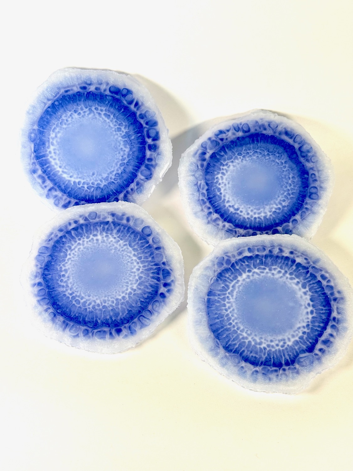 Set of 4 reversible resin coasters - periwinkle blue geode on one side, white blue frost lace on the other