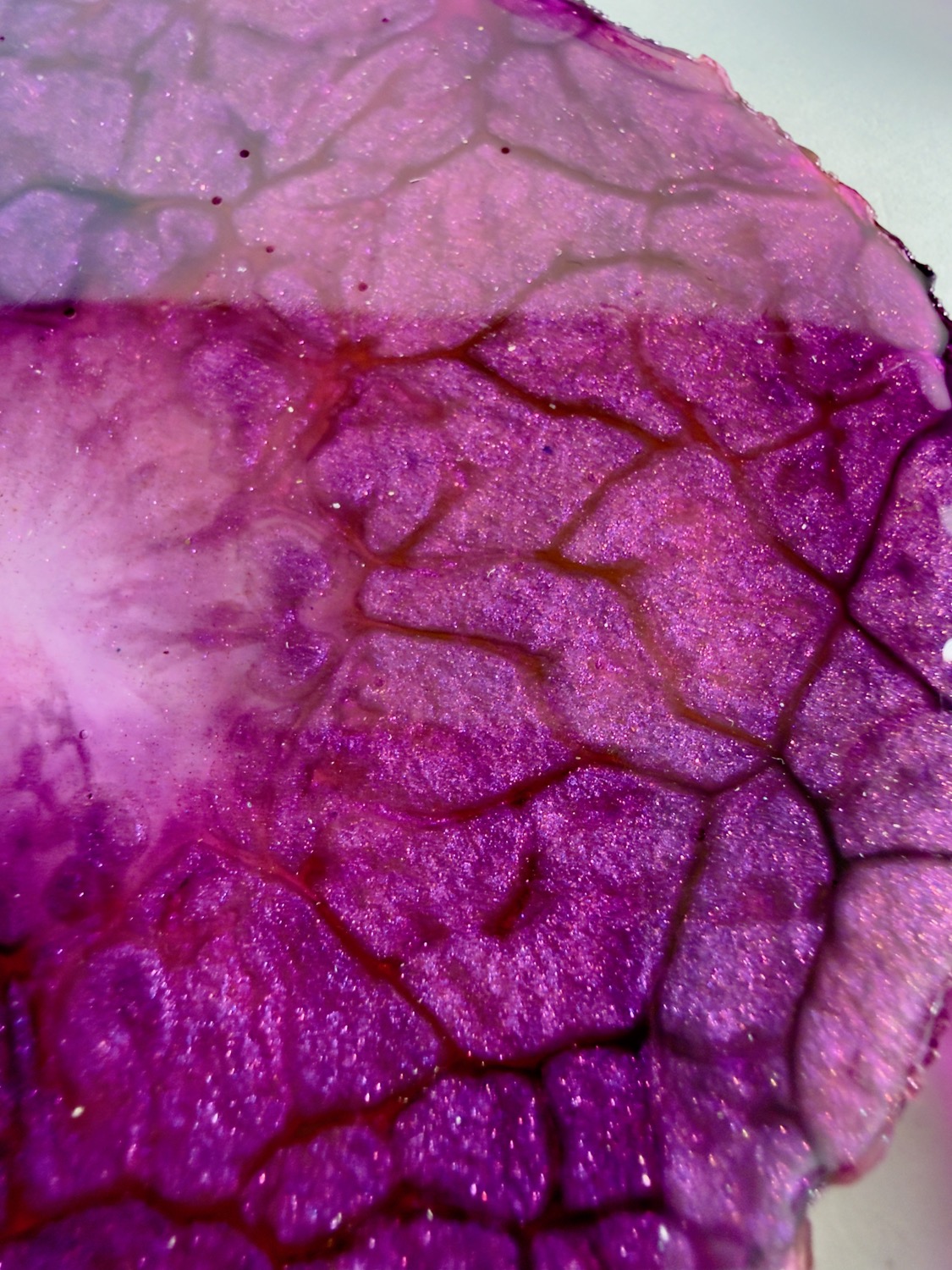 Magenta Geode coaster cell pattern close-up