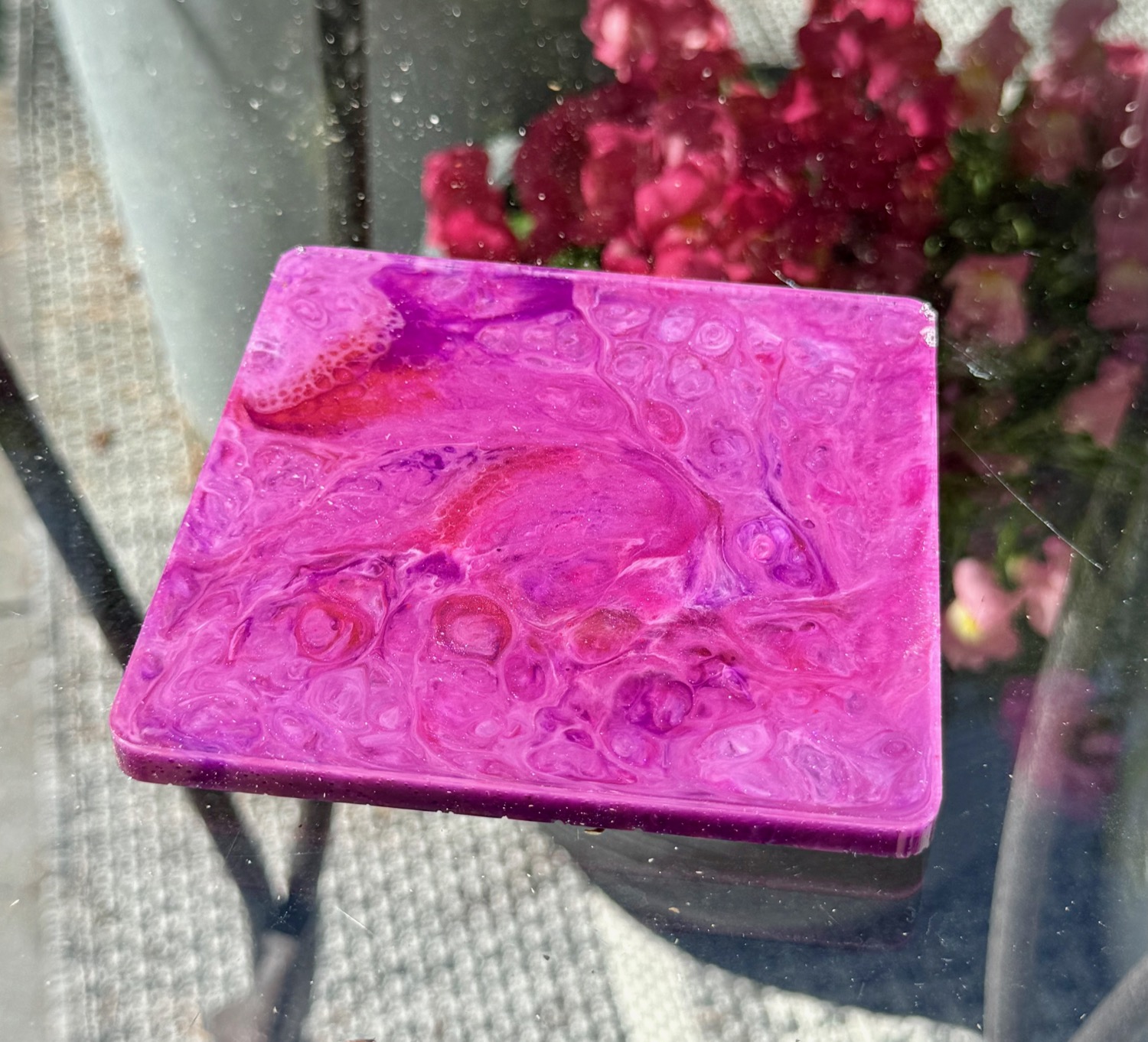 Berry Marble coaster outdoor view