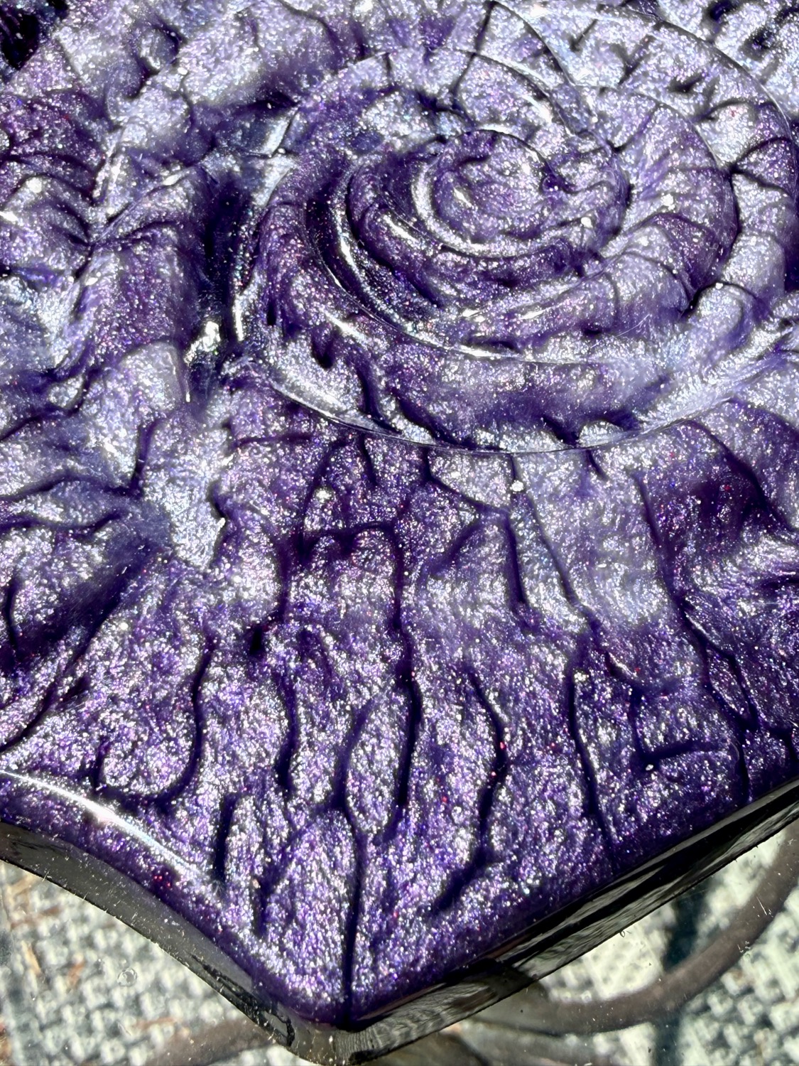 Purple Crackling Rose coaster detail